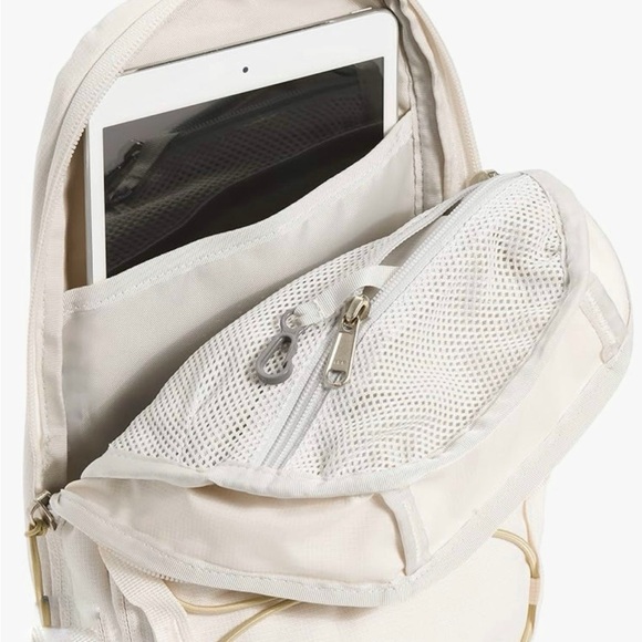 The North Face Borealis Sling - Picture 5 of 17